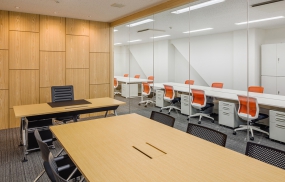 商貿(mào)公司辦公室會(huì)議室設(shè)計(jì)效果圖,辦公室會(huì)議室設(shè)計(jì)效果圖