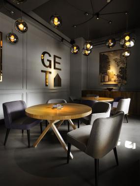 商務(wù)酒店酒吧裝修風(fēng)格效果圖