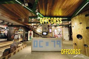 個(gè)性童裝店櫥窗設(shè)計(jì)裝修效果圖片