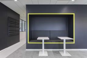 辦公室走道墻面設(shè)計(jì)裝修效果圖片