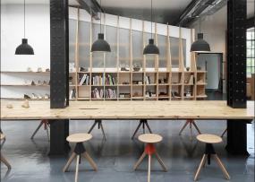 小辦公室室內(nèi)書(shū)架裝修圖片