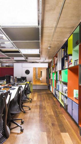 小型寫字樓辦公室文件柜裝修效果圖片