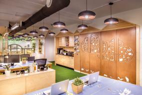 現(xiàn)代簡約辦公室家具圖片欣賞