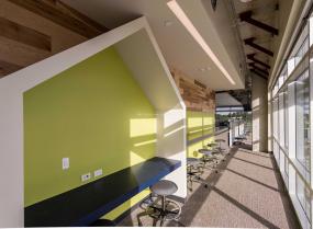 最新貿(mào)易公司辦公室設(shè)計裝飾效果圖