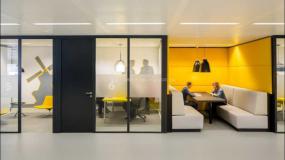 貿(mào)易公司辦公室設(shè)計(jì)室內(nèi)裝修實(shí)景圖片