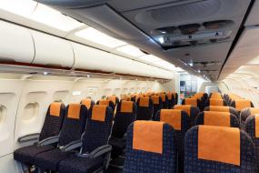 貿(mào)易公司辦公室室內(nèi)裝飾效果圖片