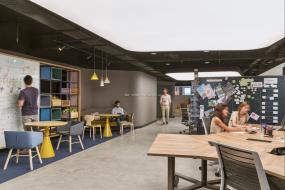 最新貿(mào)易公司吊頂裝飾設(shè)計(jì)圖