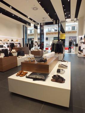 鞋帽店展柜裝飾設(shè)計(jì)圖片大全