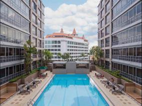 游泳池設(shè)計(jì)裝飾效果圖