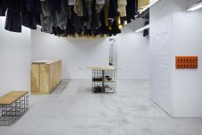 品牌女裝專賣店裝修實(shí)景圖片大全