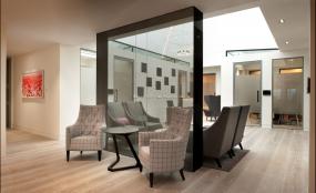 辦公室成品玻璃隔斷裝潢效果圖