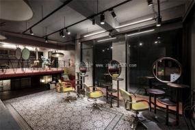 最新個性風(fēng)格理發(fā)店設(shè)計裝飾效果圖片