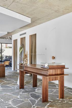 簡約風(fēng)格專賣店裝潢效果圖