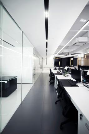 loft辦公室休閑區(qū)吧臺裝修效果圖片