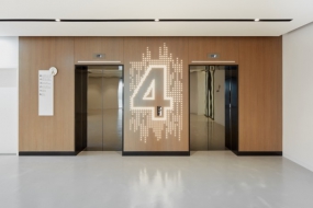 辦公室透明隔斷墻裝修效果圖