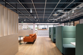 辦公室玻璃隔斷裝修設(shè)計(jì)圖